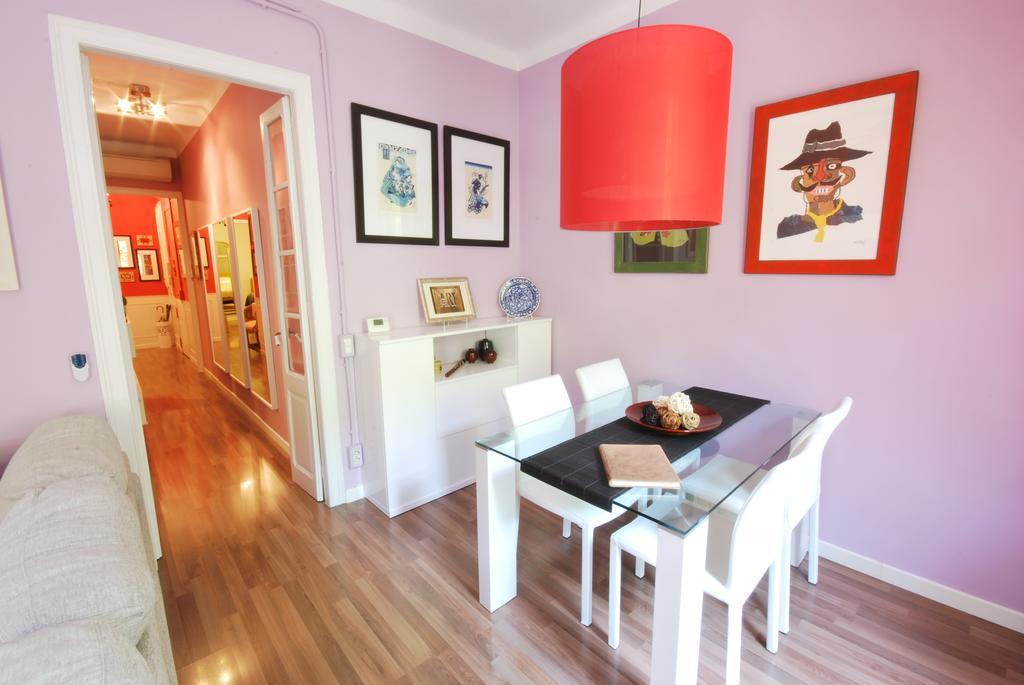 Gaudi SDB Apartment Barcelona Bagian luar foto